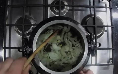 Утка с картошкой в афганском казане