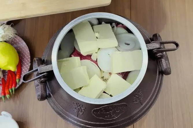 Мясо по-кремлевски в афганском казане