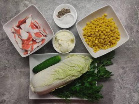 Салат с крабовыми палочками и пекинской капустой без яиц