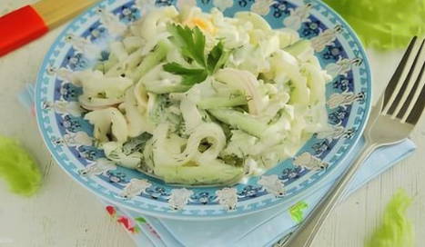 ПП салат с кальмаром, яйцом и огурцом