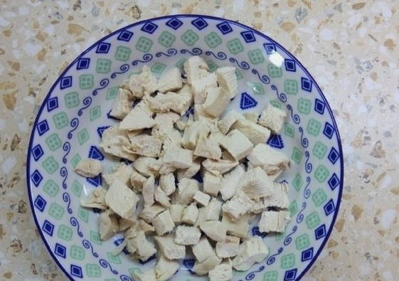 ПП диетический салат с зеленым горошком