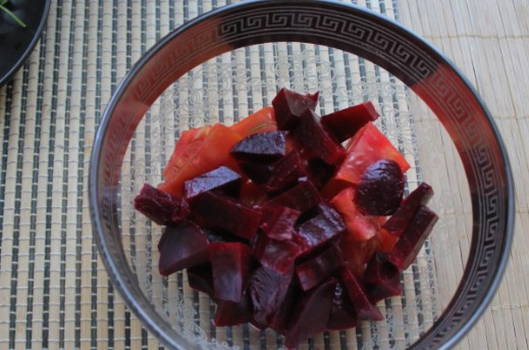 ПП салат с вареной свеклой