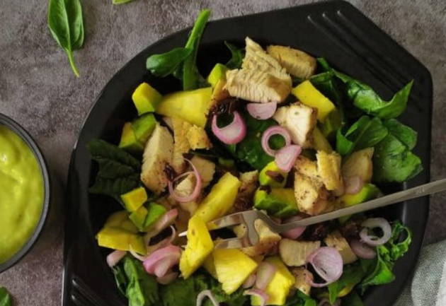 ПП салат с ананасом