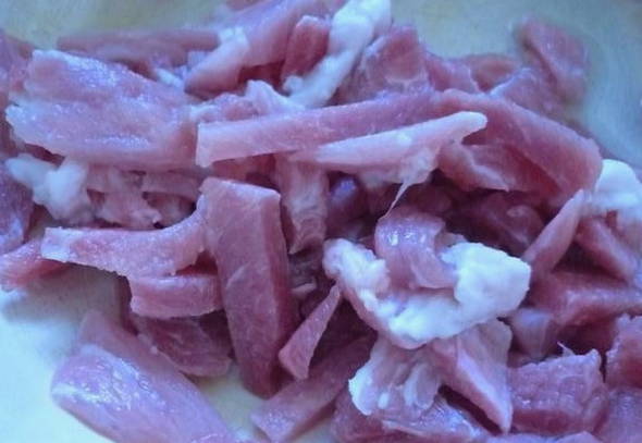 Суп с домашней лапшой и свининой