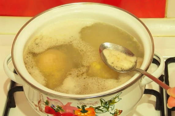 Суп с яйцом и вермишелью