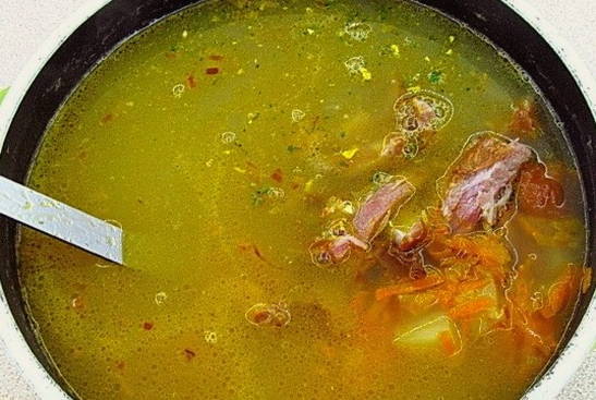 Суп с копченостями и плавленым сыром