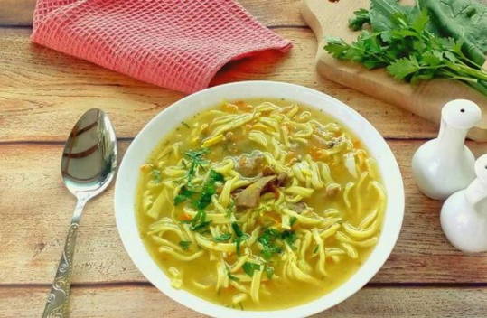 Куриный суп с лапшой и яйцом без картошки