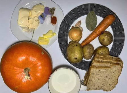 Тыквенный суп-пюре с плавленым сыром и картошкой