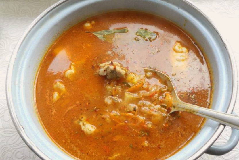 Суп с перловкой и свининой