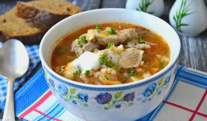 Суп с перловкой и свининой