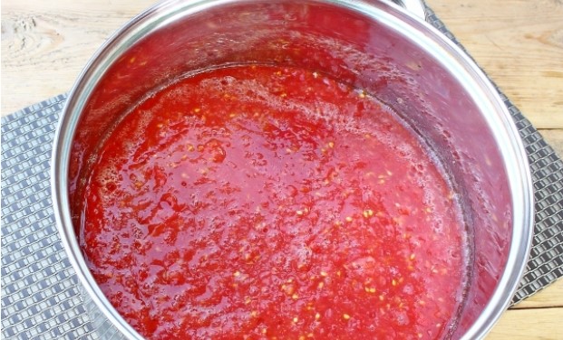 Лечо из болгарского перца с помидорами без стерилизации на зиму