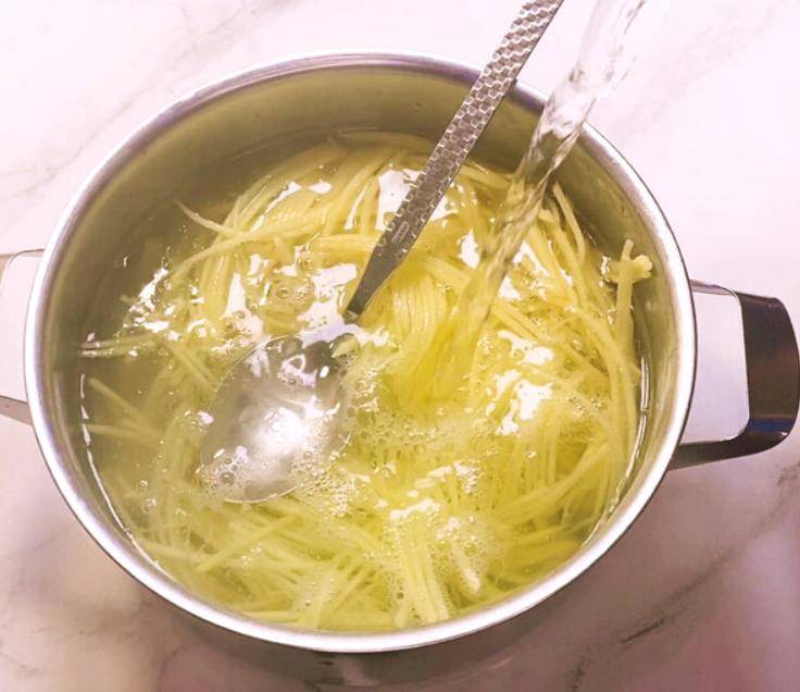 Китайский салат с картошкой соломкой