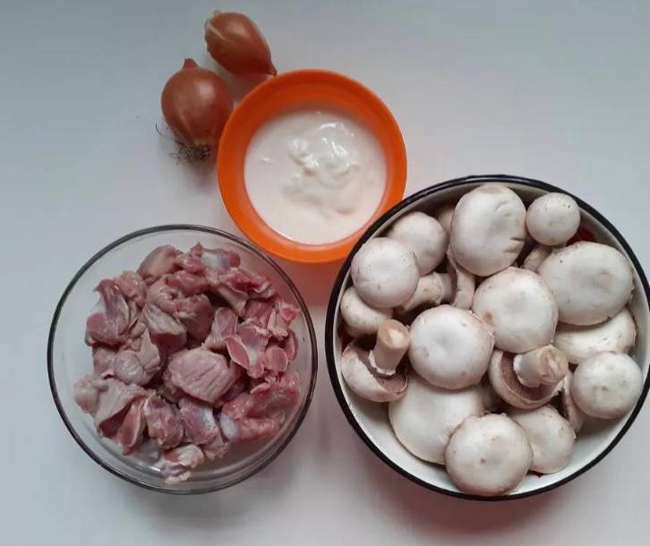 Куриные желудки с грибами