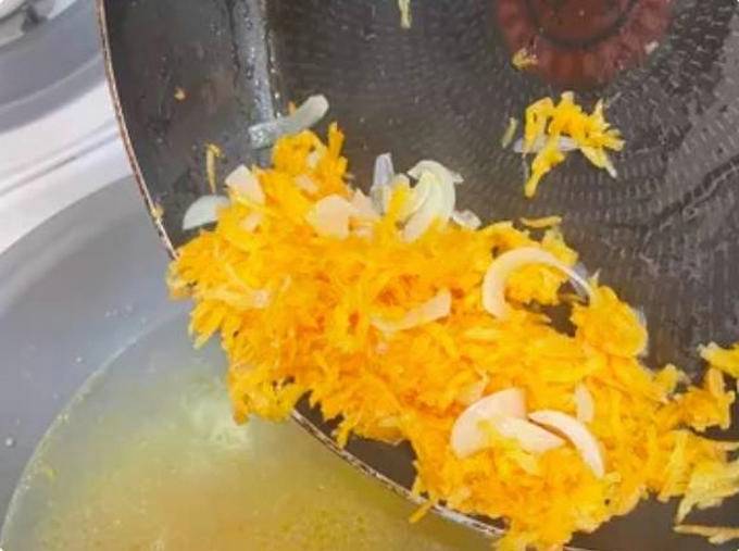 Сырный суп с фрикадельками в мультиварке