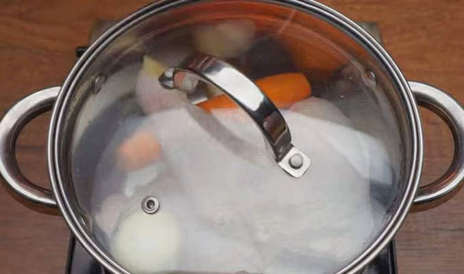 Суп с рисом и томатной пастой