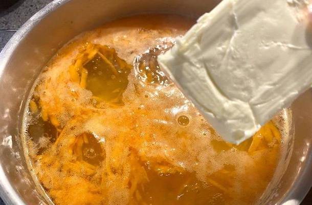 Суп из шампиньонов с картофелем и сыром