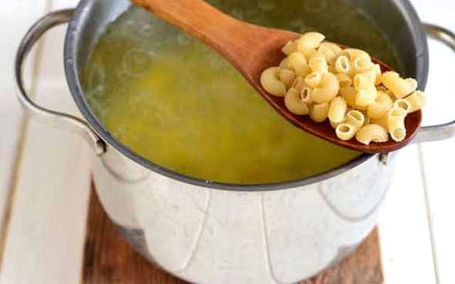Суп с рожками и картошкой