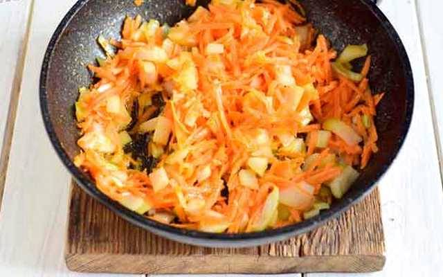 Суп с рожками и картошкой
