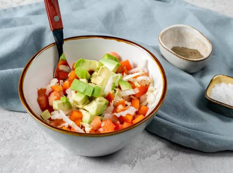 ПП салат с пекинской капустой