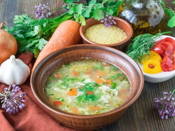 Пшенный суп с курицей и картошкой