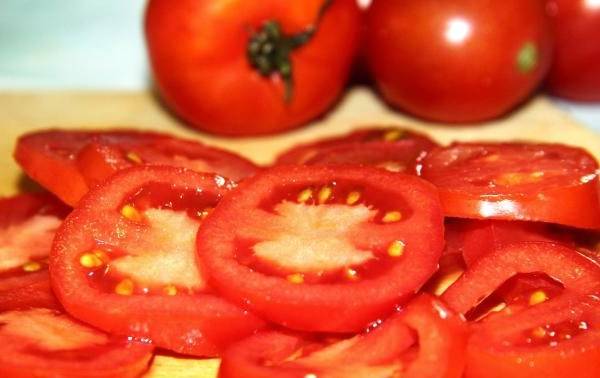 Овощной салат с капустой и овощами