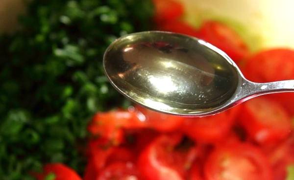 Овощной салат с капустой и овощами