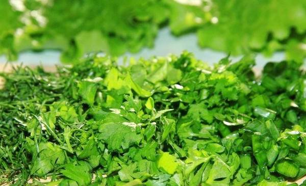 Овощной салат с капустой и овощами