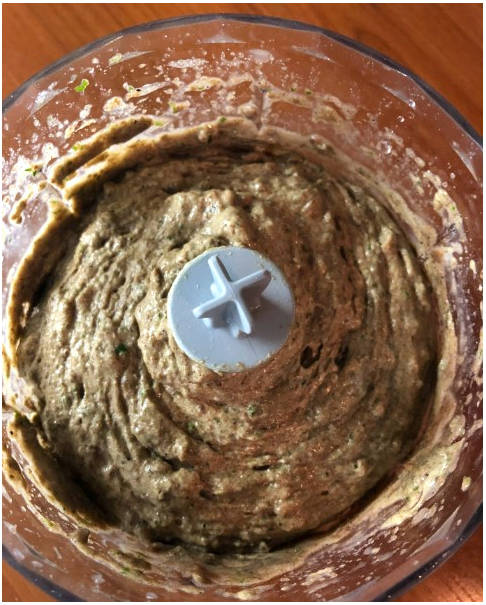 Вафли из льняной муки в вафельнице