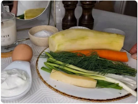 Вафли из овощей и сыра в вафельнице