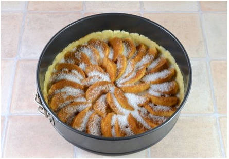 Пирог с яблоками без яиц