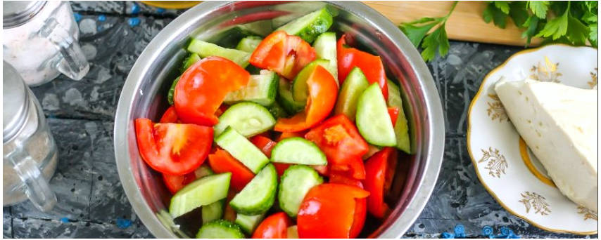 Греческий салат с сиртаки