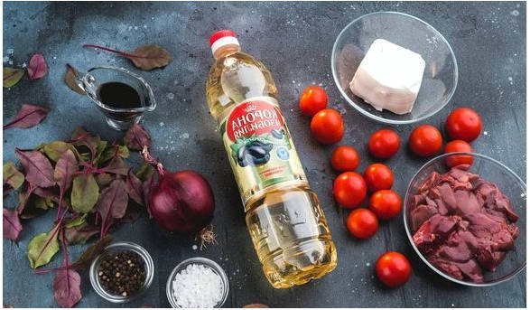 Горячий салат с куриной печенью