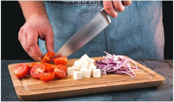 Горячий салат с куриной печенью