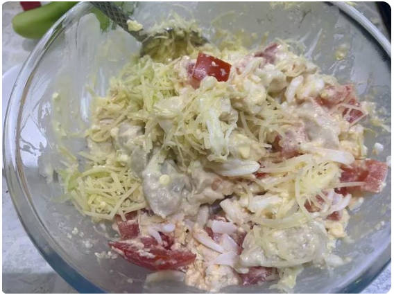 Горячий салат с куриной грудкой