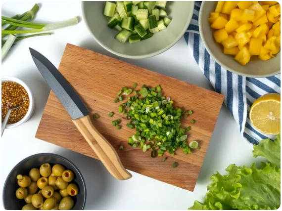 Греческий салат с айсбергом