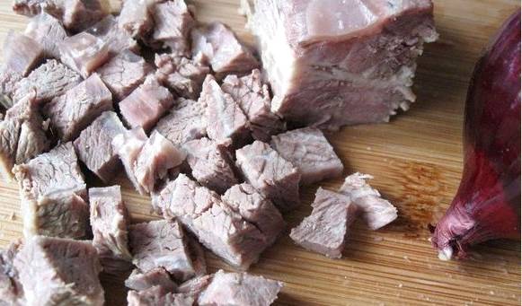 Грузинский салат с мясом