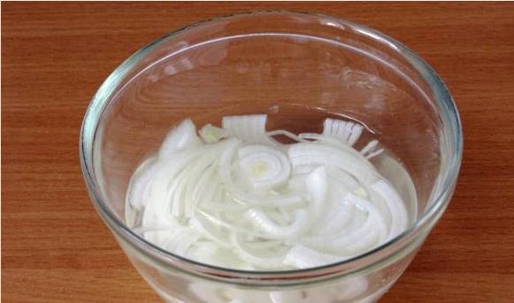 Картофельный салат с грибами