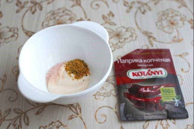 Стейки форели с картошкой в духовке
