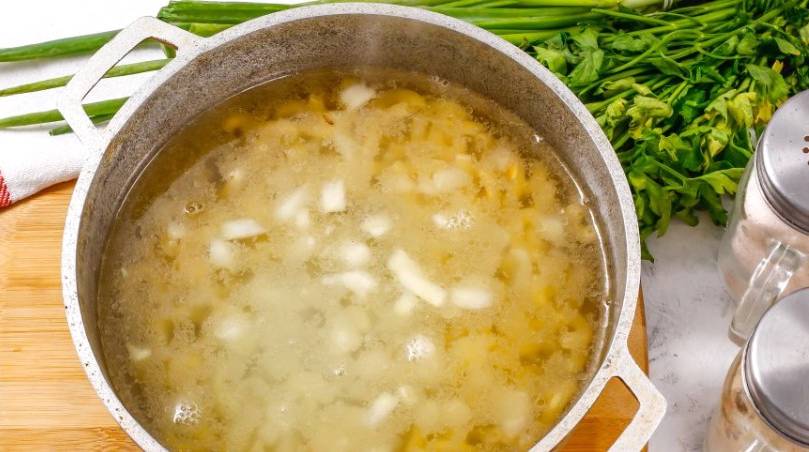 Куриные желудки с макаронами
