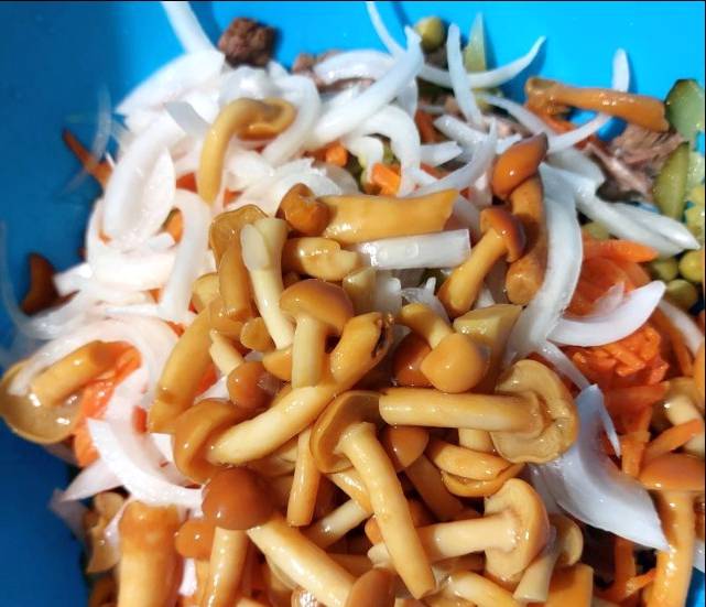 Салат «Купеческий» с говядиной