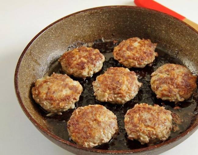 Капустные котлеты с фаршем