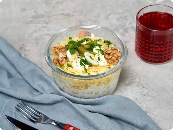 Салат «Нежность» с курицей и ананасами