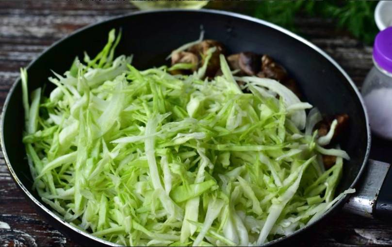 Капустные котлеты с грибами