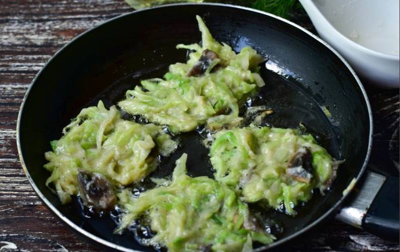 Капустные котлеты с грибами