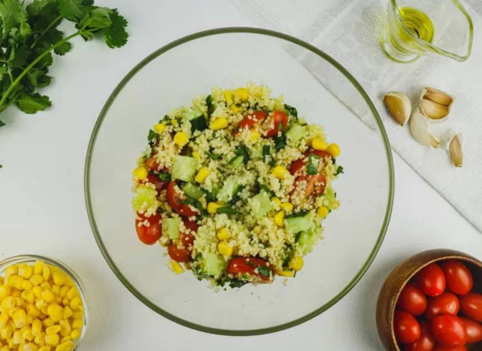 Овощной салат с кускусом
