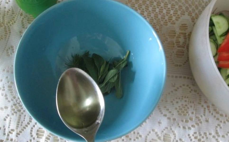 Овощной салат с куриной грудкой