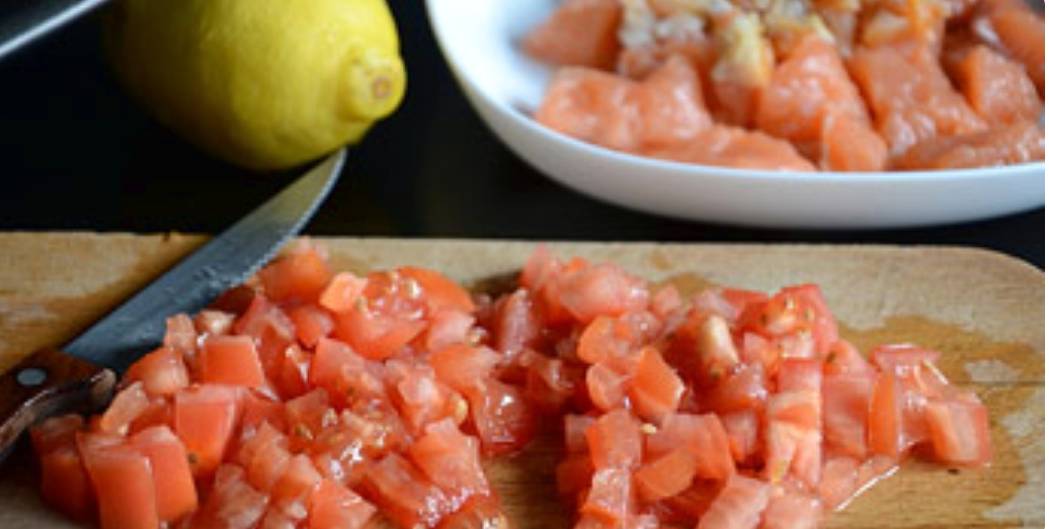 Рыбный суп из красной рыбы с перловкой и картошкой