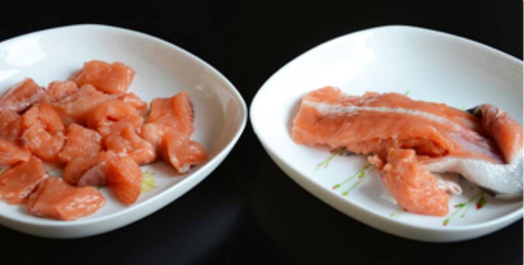 Рыбный суп из красной рыбы с перловкой и картошкой