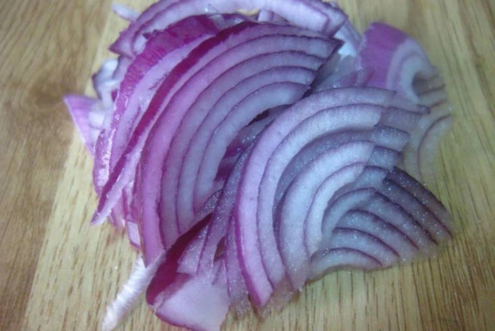Овощной салат с маслинами Овощной салат с маслинами