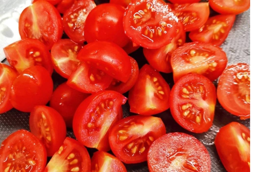 Овощной салат с песто